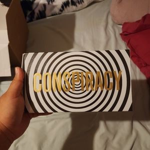 Jeffree Star x Shane Dawson Conspiracy Palette